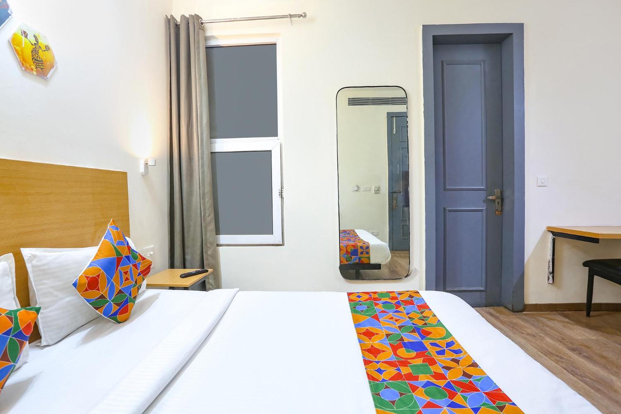 Fabhotel Sky Land Delhi  Exterior foto